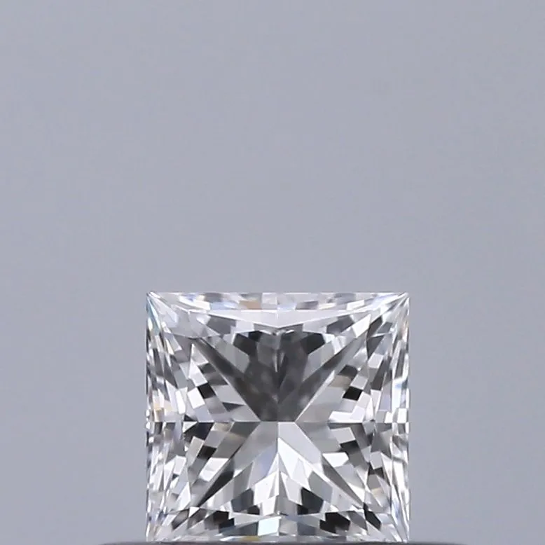 0.30ct PRINCESS D VVS1 Natural diamond