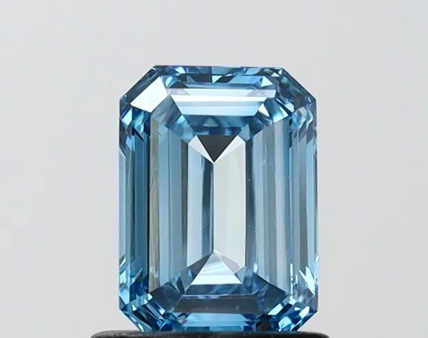 0.97ct EMERALD Fancy Vivid Blue VS2 Coloured Lab diamond