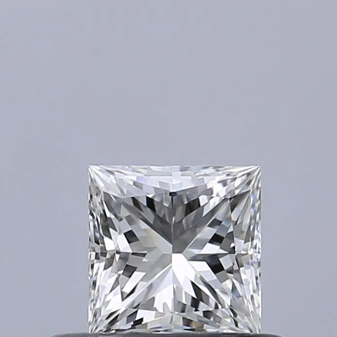 0.39ct PRINCESS F VVS1 Natural diamond