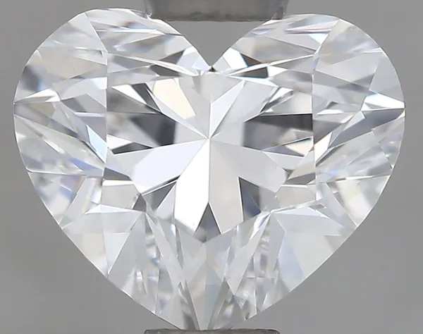 0.7ct HEART D VVS2 Natural diamond