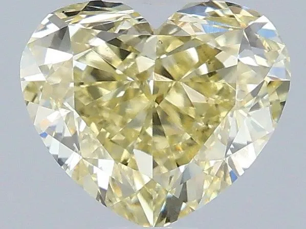 1.52ct HEART Fancy Light Yellow VS1 Coloured Lab diamond