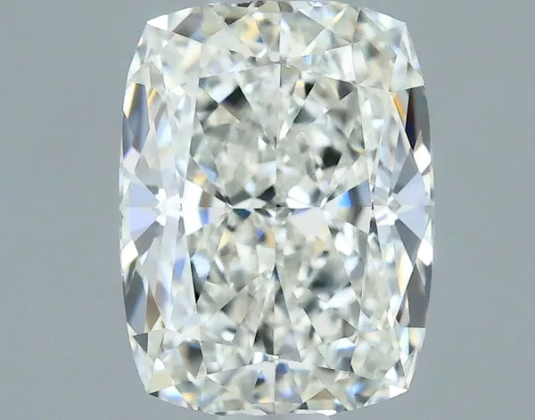 0.7ct CUSHION H VVS2 Natural diamond
