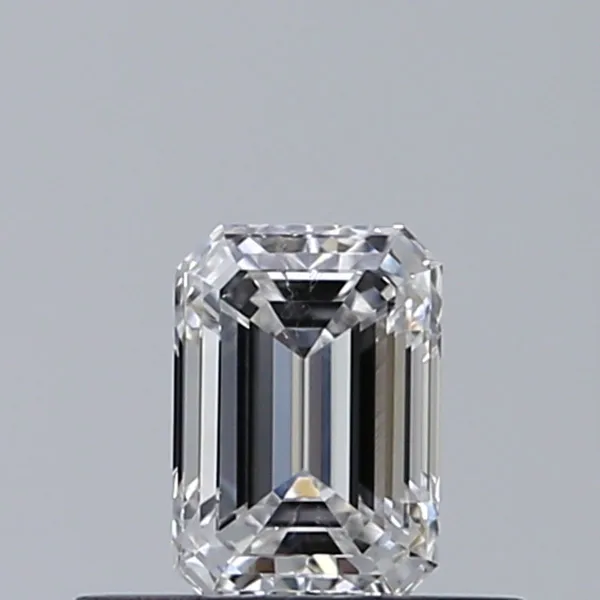 0.4ct EMERALD E SI1 Natural diamond