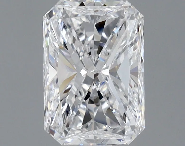 0.90ct RADIANT D VS1 Natural diamond