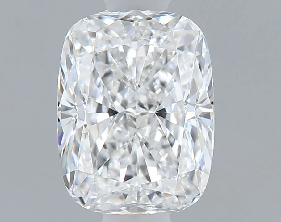 0.62ct CUSHION E VVS2 Natural diamond