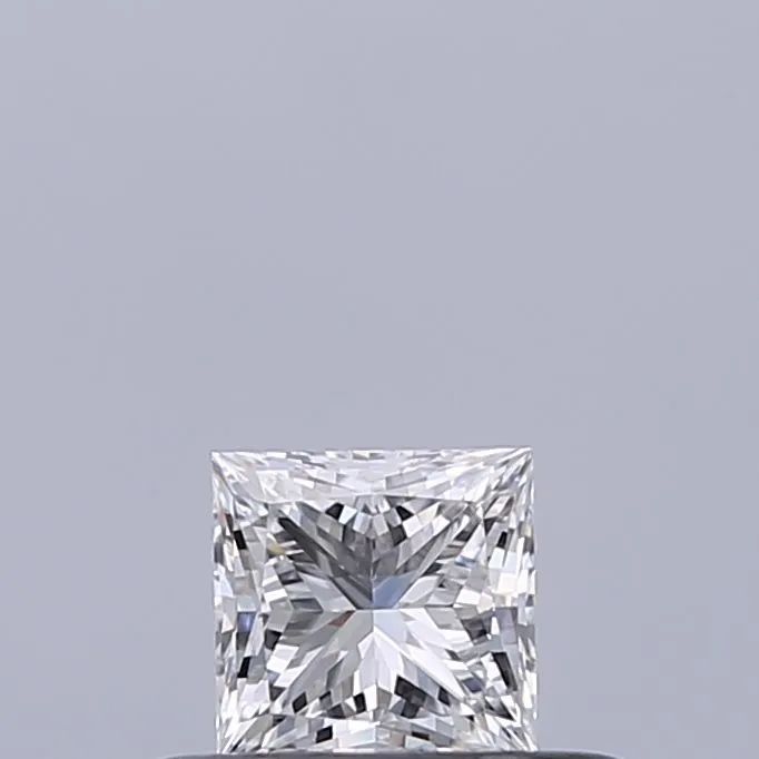 0.31ct PRINCESS D VVS1 Natural diamond