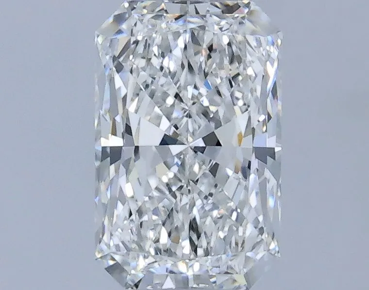 0.31ct RADIANT E VVS2 Natural diamond