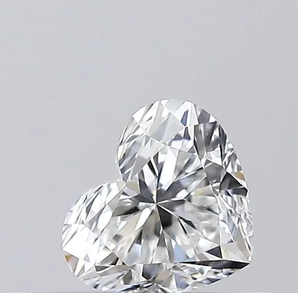 0.3ct HEART G VS2 Natural diamond