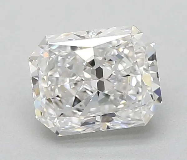 0.7ct RADIANT D SI1 Natural diamond
