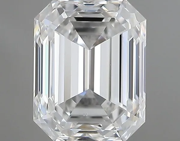 0.7ct EMERALD F VS2 Natural diamond