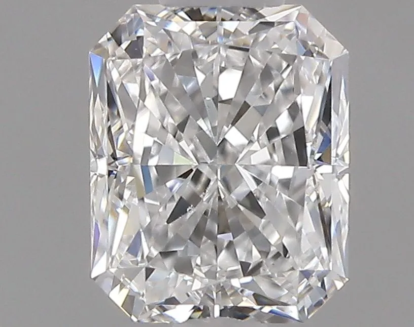 0.71ct RADIANT E VS1 Natural diamond