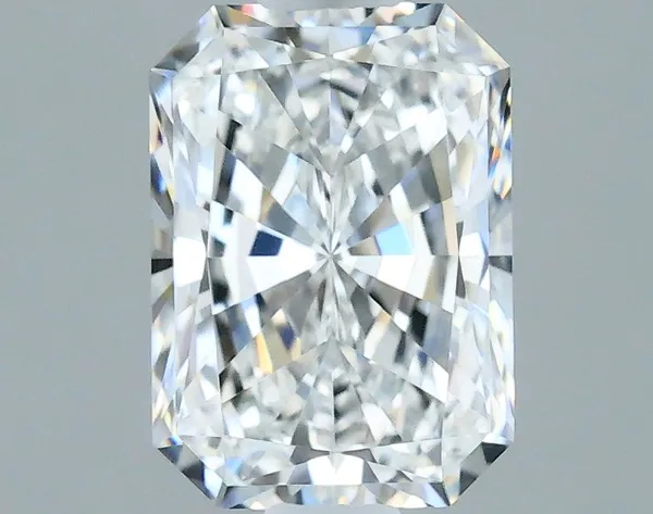 0.63ct RADIANT E IF Natural diamond