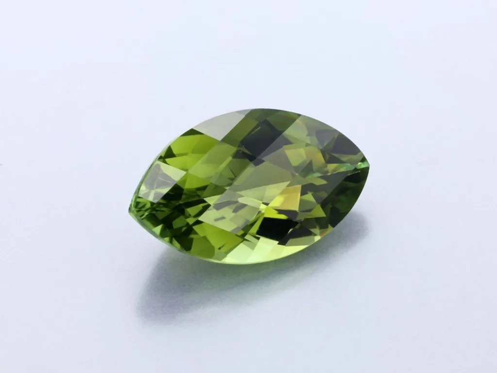 5.5ct Green Tourmaline, Chequerboard gemstone