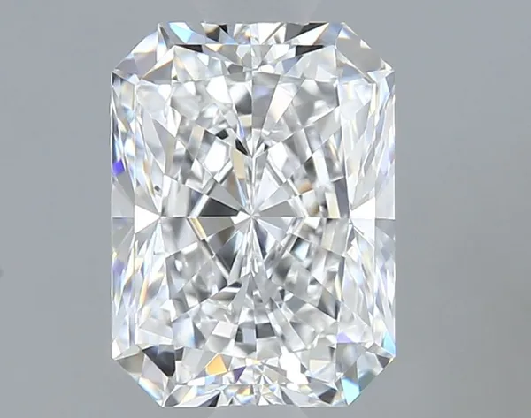 1.01ct RADIANT E VVS2 Natural diamond