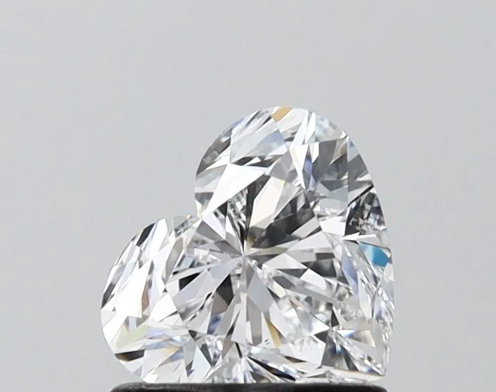 1.03ct HEART D VS1 Lab Grown diamond