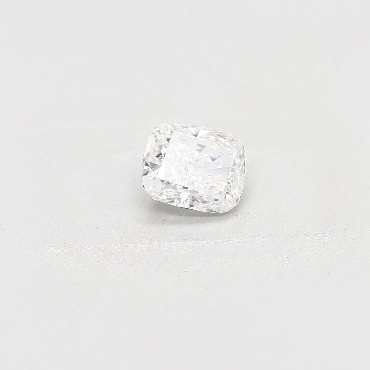 0.76ct CUSHION F SI1 Natural diamond
