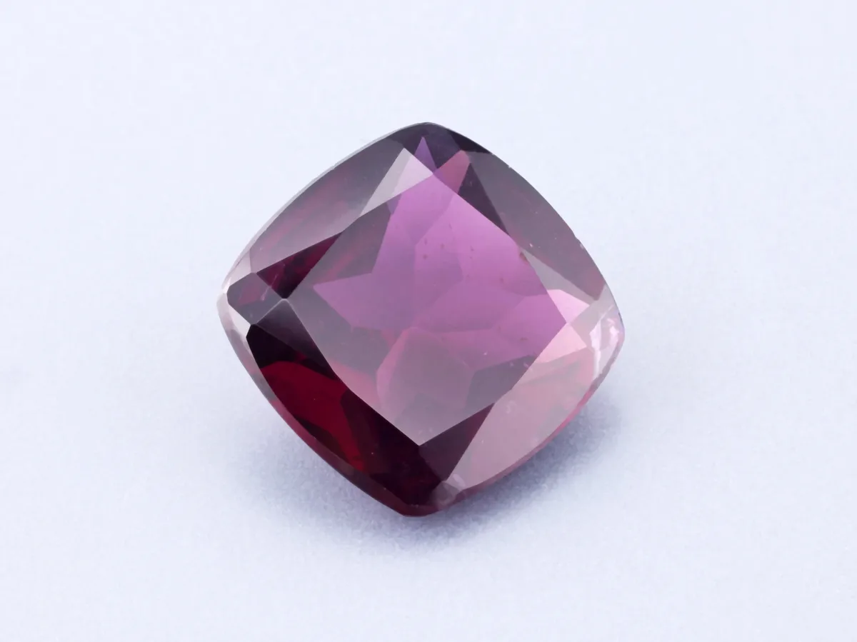 3.02ct Purple Garnet, Cushion gemstone