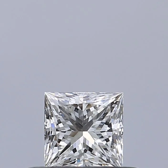0.31ct PRINCESS E VVS1 Natural diamond