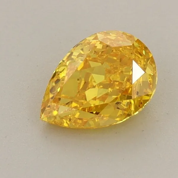 0.81ct PEAR Fancy Vivid Yellow VVS2 Coloured Lab diamond