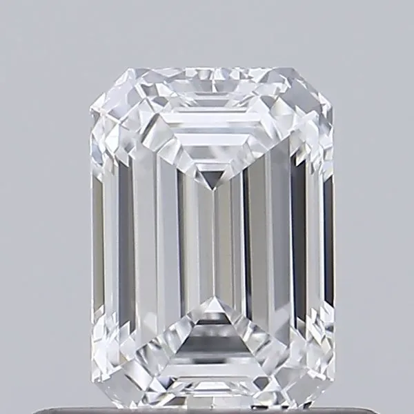 0.55ct EMERALD E VVS2 Lab diamond