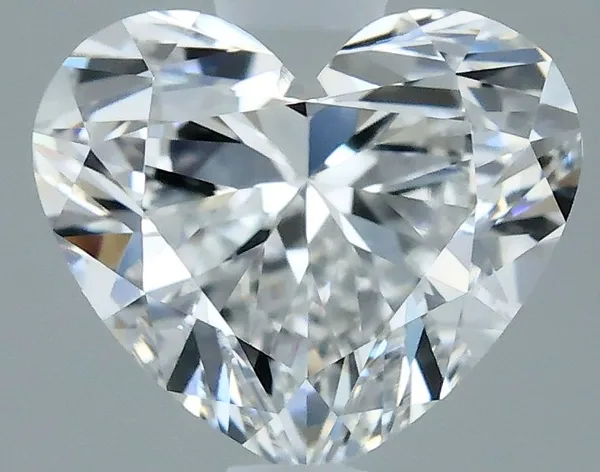0.7ct HEART E SI1 Natural diamond
