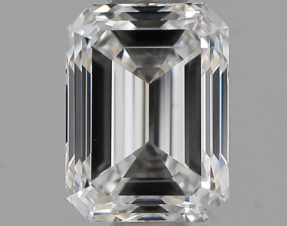 0.70ct EMERALD F VVS2 Natural diamond
