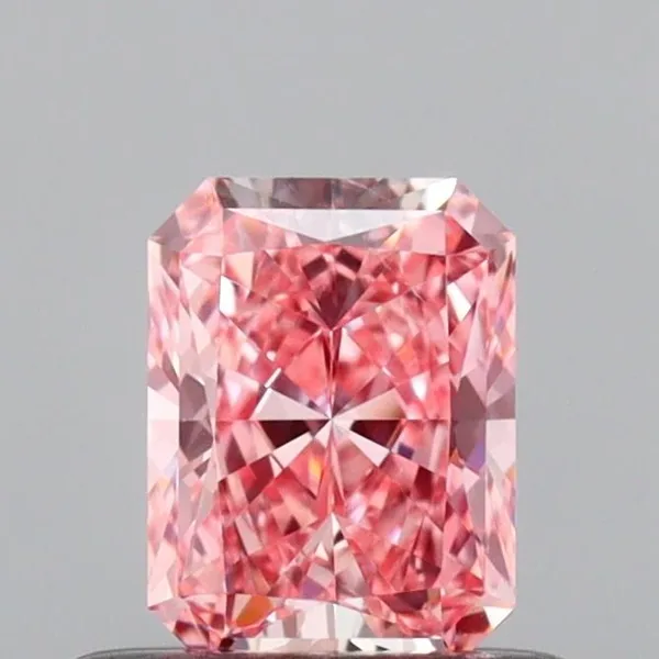0.51ct RADIANT Fancy Vivid Pink VS2 Coloured Lab diamond