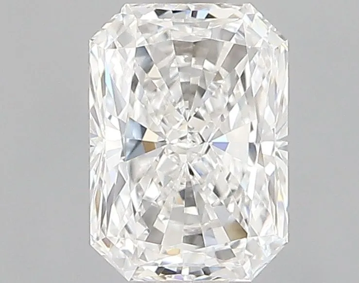 0.71ct RADIANT E VVS2 Natural diamond