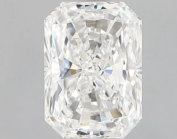 0.71ct RADIANT E VVS2 Natural diamond