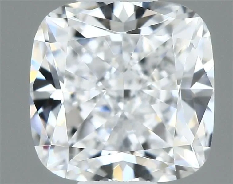 0.41ct CUSHION D VVS1 Natural diamond