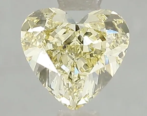 1.08ct HEART Fancy Yellow VS1 Coloured Lab diamond