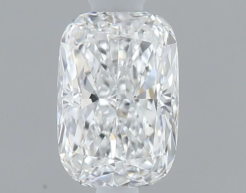 0.40ct CUSHION E VVS1 Natural diamond