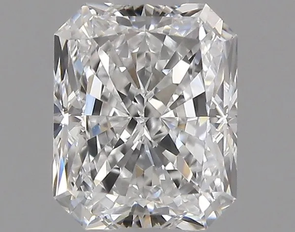 0.7ct RADIANT E VS1 Natural diamond