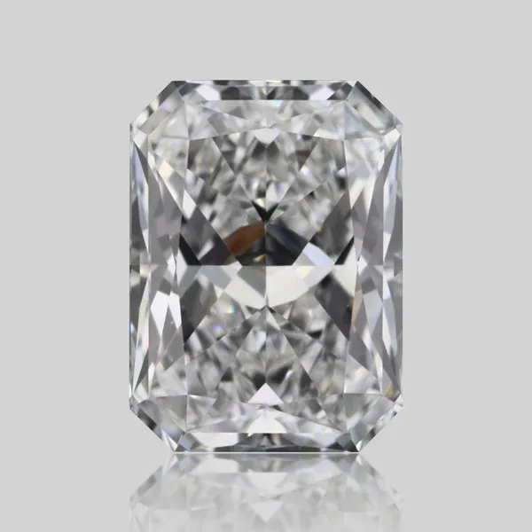 0.6ct RADIANT E VVS2 Natural diamond