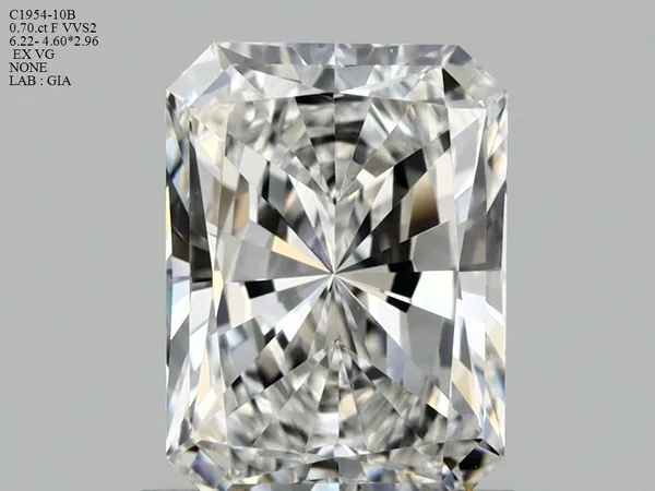 0.7ct RADIANT F VVS2 Natural diamond