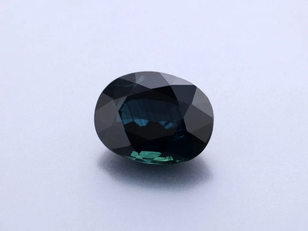 2.52ct Blue Sapphire, Oval gemstone