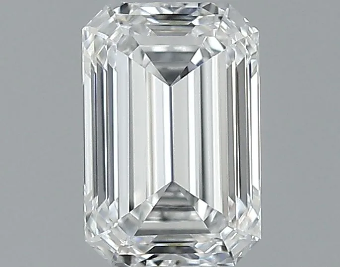 0.40ct EMERALD D VVS2 Natural diamond