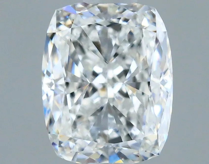 0.60ct CUSHION E VVS1 Natural diamond