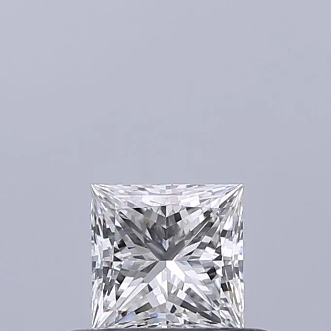 0.37ct PRINCESS D VVS2 Natural diamond