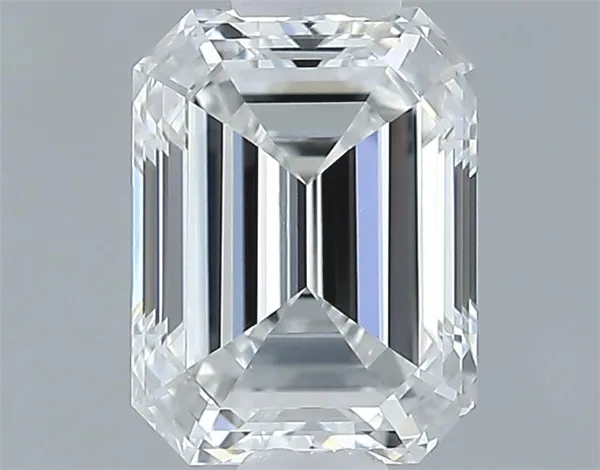 0.61ct EMERALD E VVS2 Natural diamond