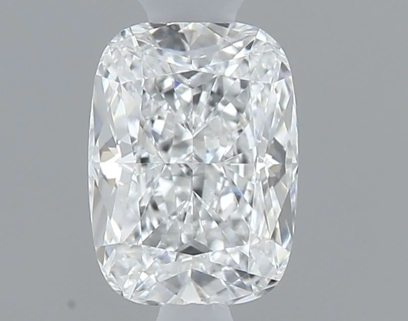 0.40ct CUSHION E VVS1 Natural diamond
