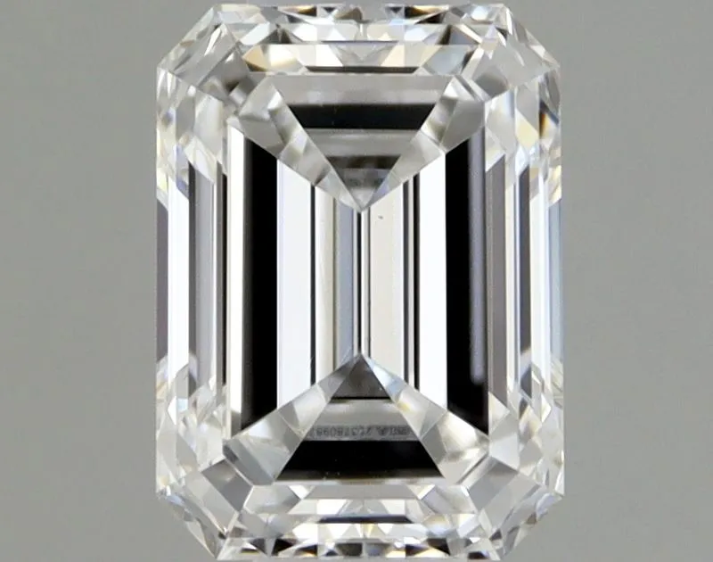 0.40ct EMERALD D VS1 Natural diamond
