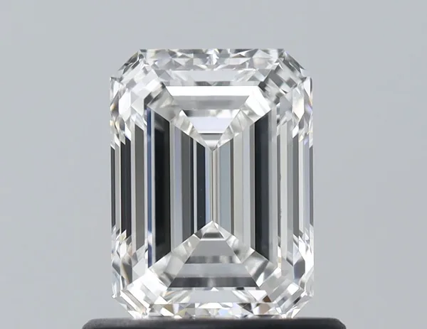 0.81ct EMERALD G VS2 Natural diamond