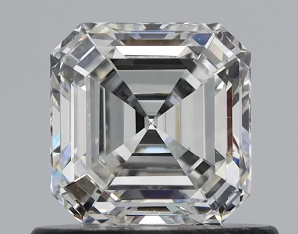 0.64ct EMERALD F VVS1 Natural diamond