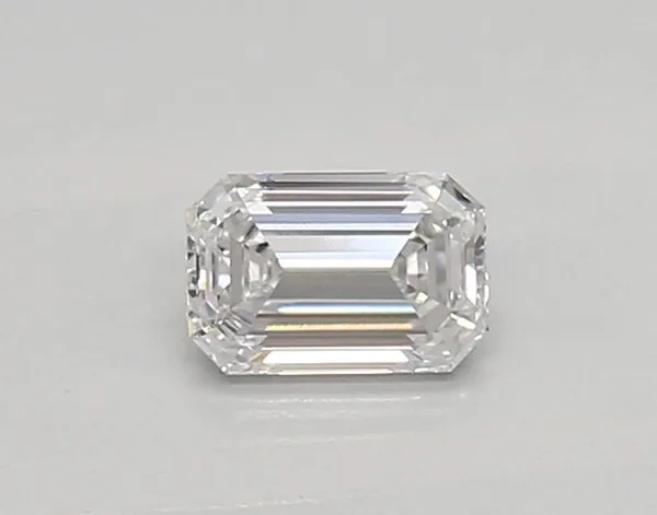 0.35ct EMERALD D VVS2 Lab diamond