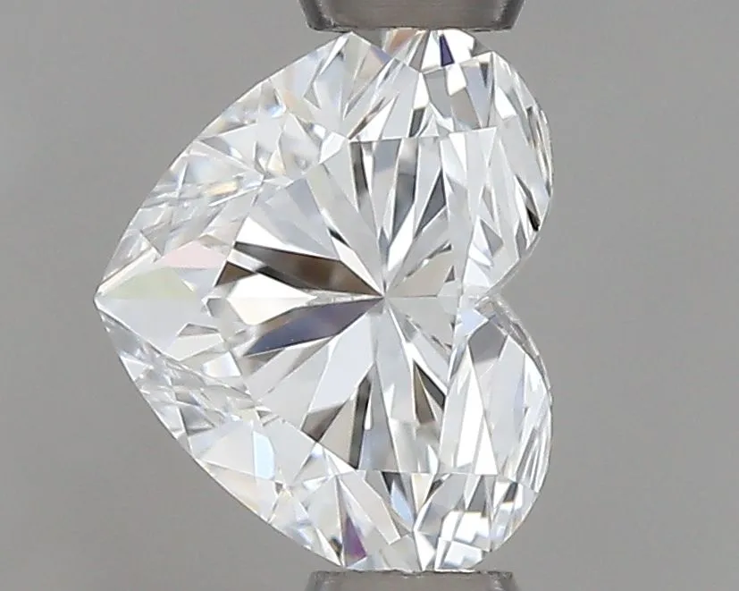 0.51ct HEART E VS1 Natural diamond