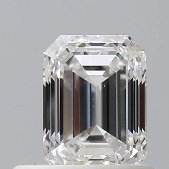 0.63ct EMERALD E VS1 Natural diamond