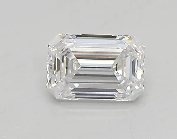 0.45ct EMERALD D VVS1 Lab diamond