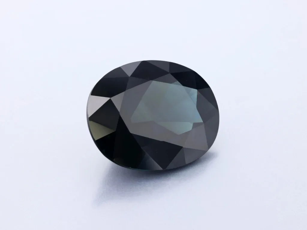 11.36ct Blue Sapphire, Oval gemstone