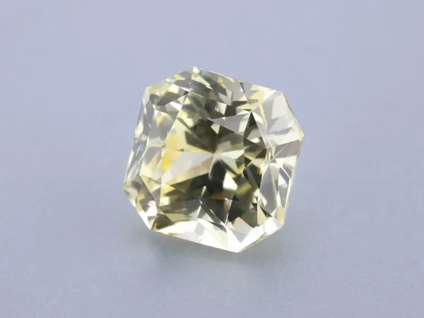4.27ct Yellow Sapphire, Fancy cut gemstone